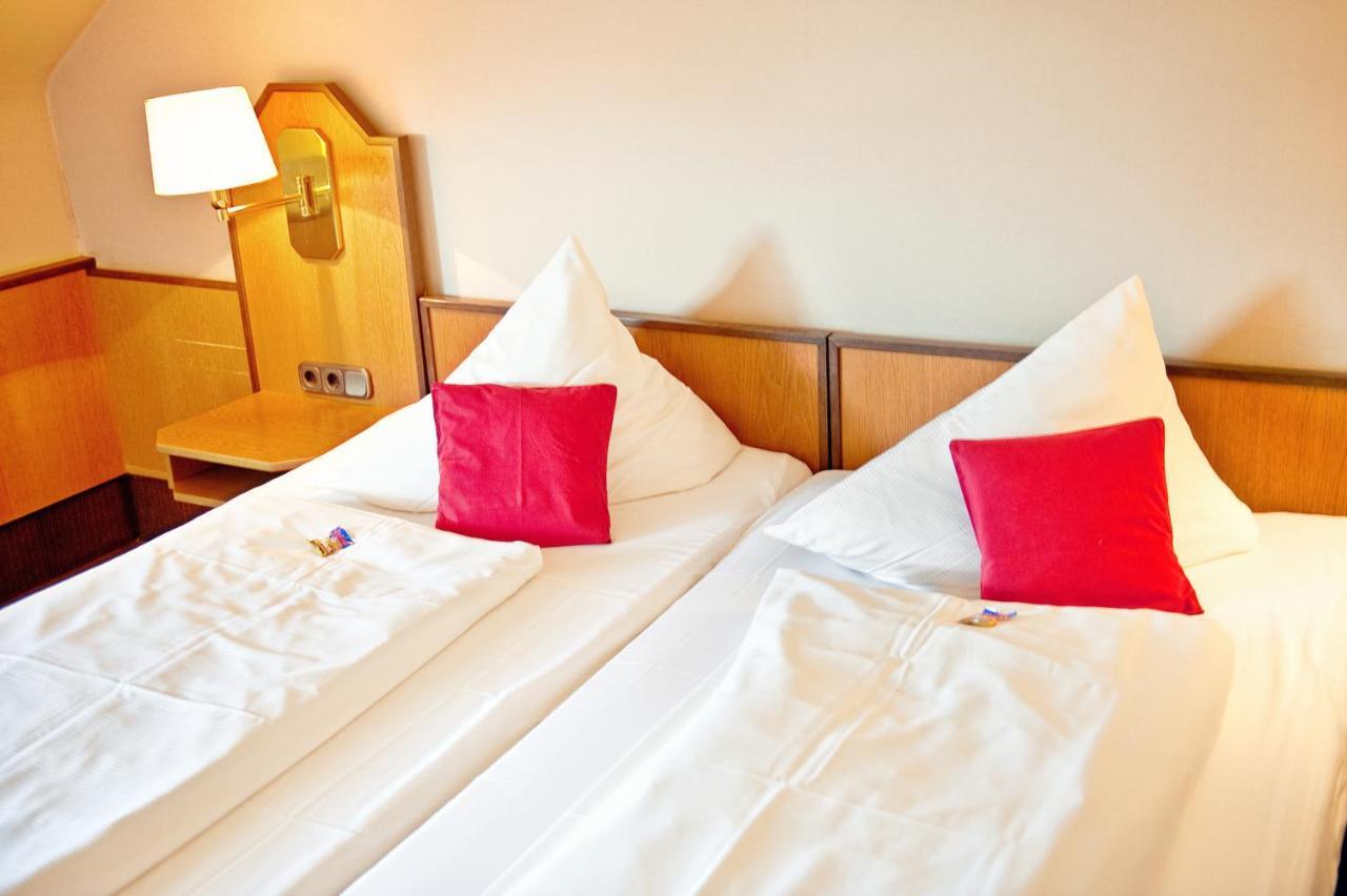 Hotel Central Frankenthal  Kültér fotó