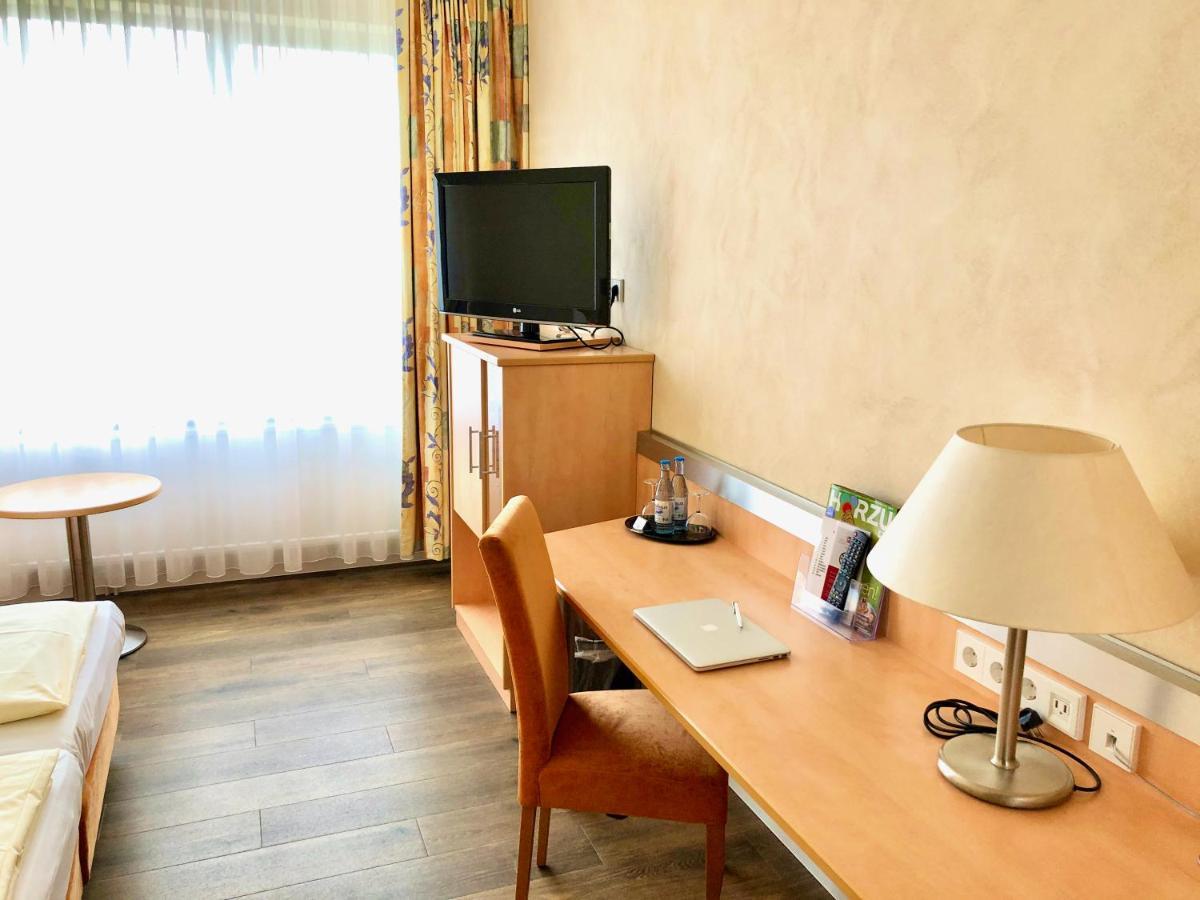 Hotel Central Frankenthal  Kültér fotó